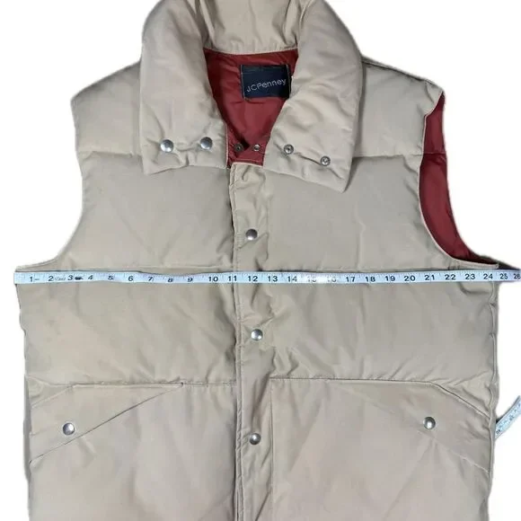 American-vintage Women's Cream and Burgundy Gilet - Picture 3 of 8